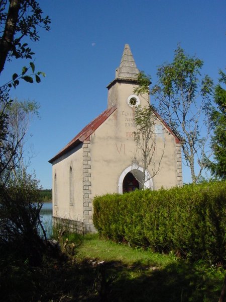 La chapelle de l'Étang de Frasne